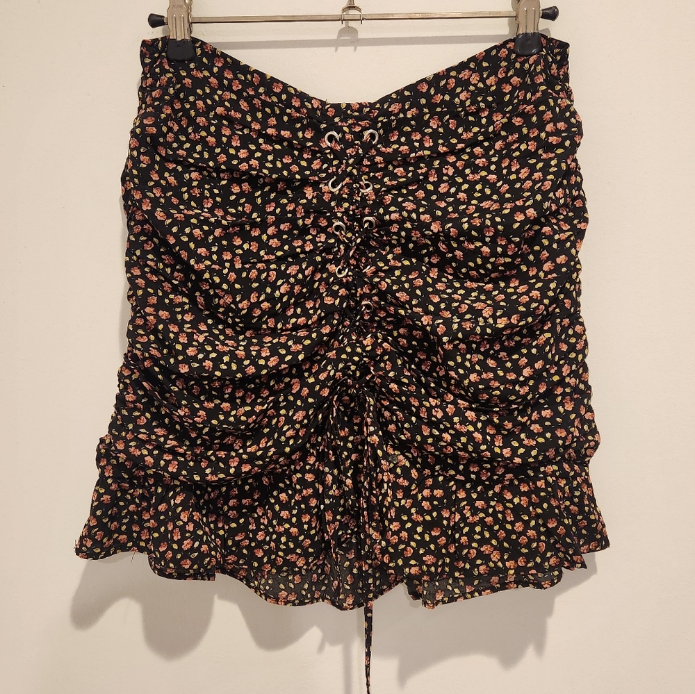 Fashion Nova 90s Style Grunge Punk Ruched Floral Mini Skirt